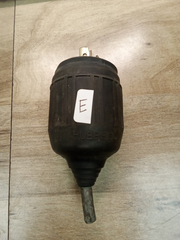 Hubbell HBL2741 30A 600VAC Plug W/ Hubbell Cover