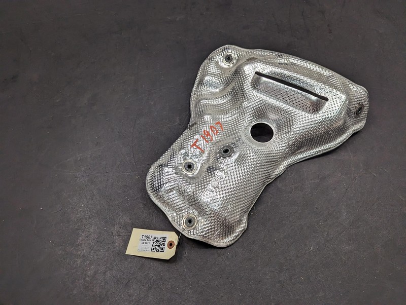 Exhaust Manifold Heat Shield 2021 Toyota RAV4 17167-F0010 2019 2020 2022