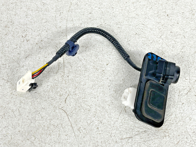⭐2016-2017 ACURA RLX REAR VIEW PARKING CAMERA LID WITH BUTTON ASSY OEM LOT2392