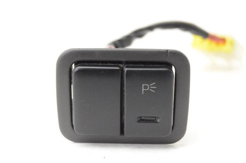 1993-1997 Subaru SVX L Parking Light Switch