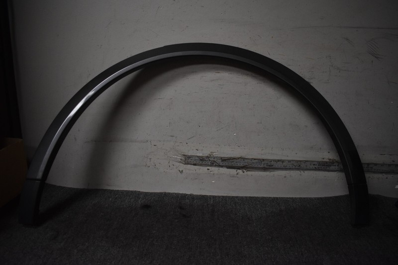 2020-2022 PORSCHE CAYENNE TURBO S WHEEL OPENING MOLDING REAR LEFT FACTORY OEM