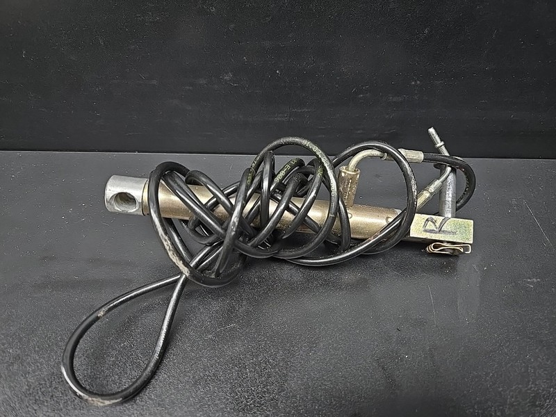 2003-2008 MERCEDES SL500 CONVERTIBLE ROOF RIGHT HYDRAULIC CYLINDER SHOCK LINE