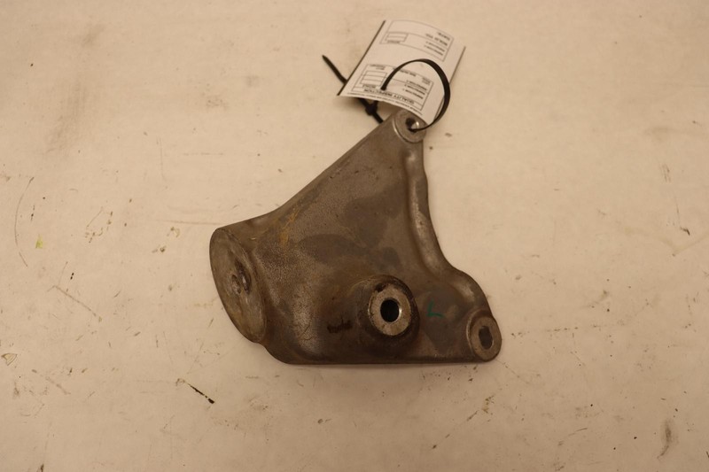 2004-2009 CADILLAC XLR LEFT DRIVER SIDE ENGINE MOTOR SUPPORT MOUNT BRACKET OEM