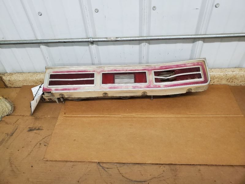 Driver Left Tail Light Excluding Station Wgn Fits 74 CHEVROLET PASS. 287643