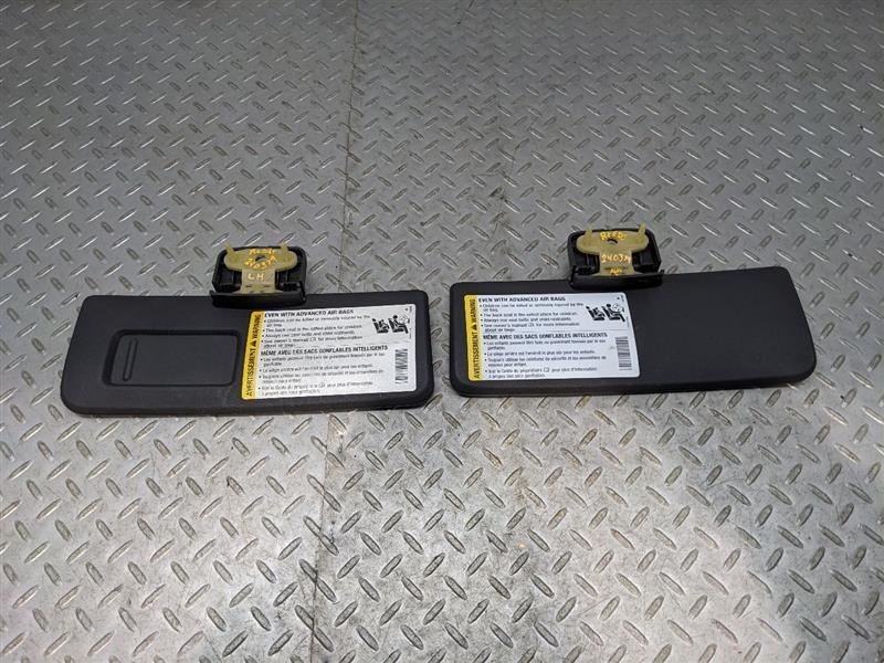 Passenger Right Driver Left Sun Visor 06-10 SOLSTICE 1145707