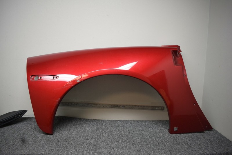 2005-2013 CHEVROLET CORVETTE C6 RIGHT SIDE FENDER FACTORY OEM