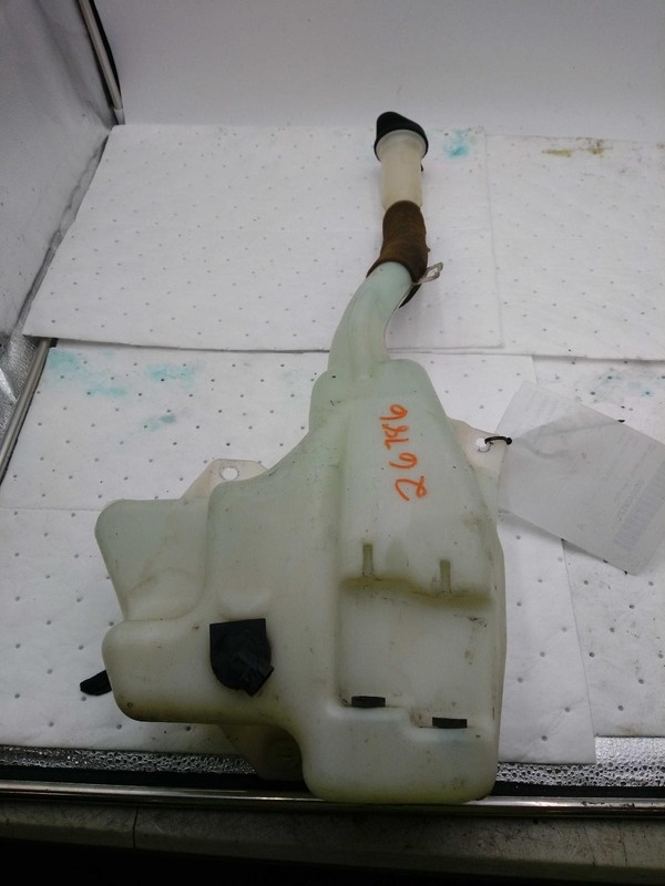 2008 Buick Enclave Washer Fluid Reservoir OEM 3.60L Gold 205k Miles