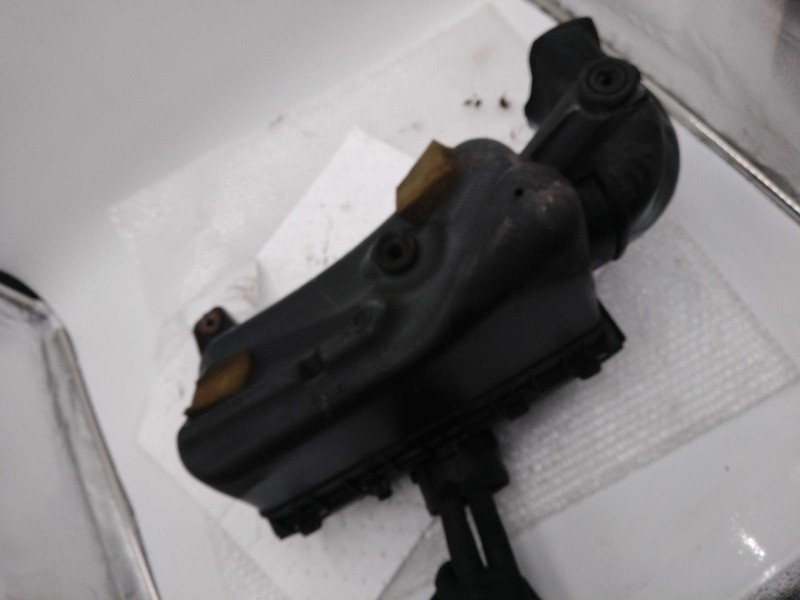 2000 Dodge Durango Air Cleaner Assembly OEM Tan 4.7L 86K Miles Faded