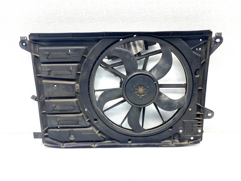 13-16 LINCOLN MKZ FRONT ENGINE RADIATOR COOLING FAN OEM #A0.57
