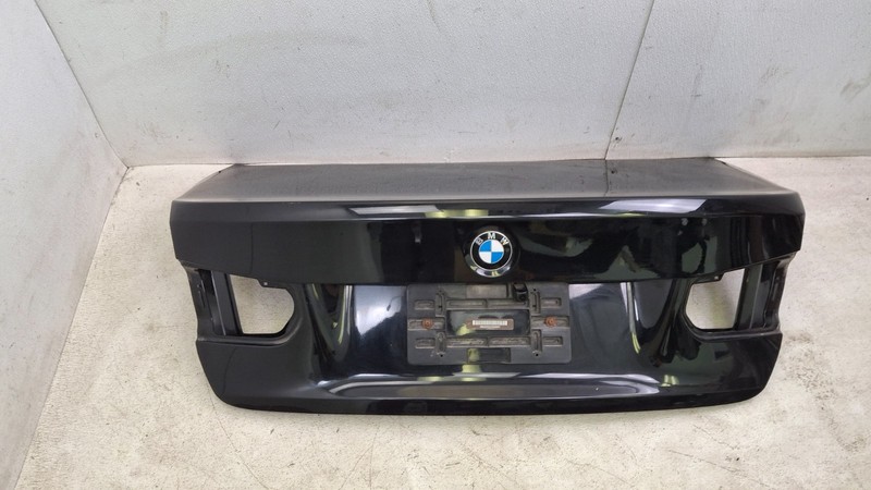 2012 - 2018 BMW 320i 328iRear Trunk Lid Cover Assembly Black Oem