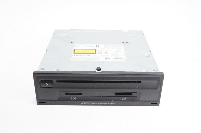 VOLKSWAGEN TOUAREG Radio Receiver Control Unit Navigation OEM 2014
