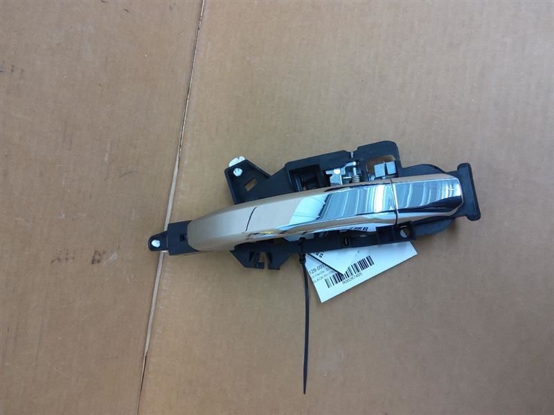 Door Handle Exterior Classic Style Door Fits 14-19 SIERRA 1500 PICKUP 267455
