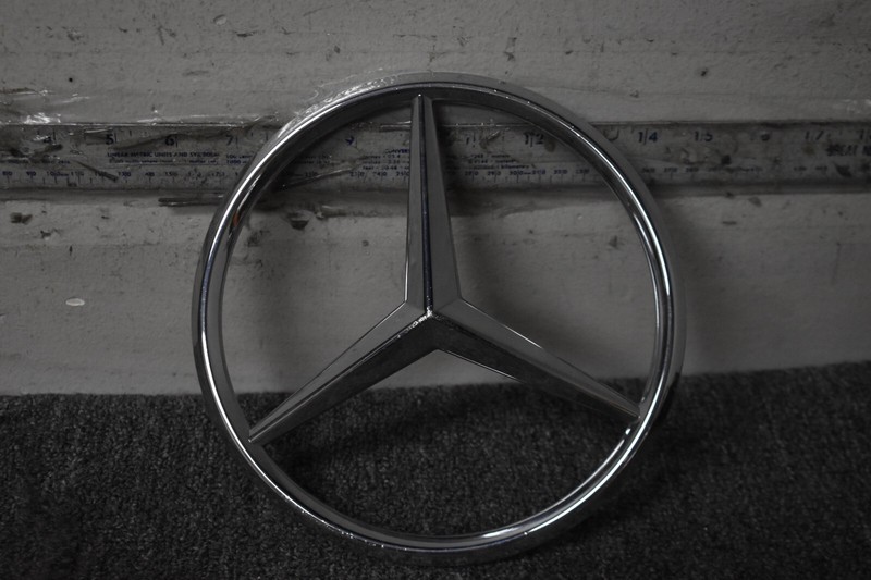 2010-2018 MERCEDES BENZ SPRINTER 3500 BASE EMBLEM FACTORY OEM