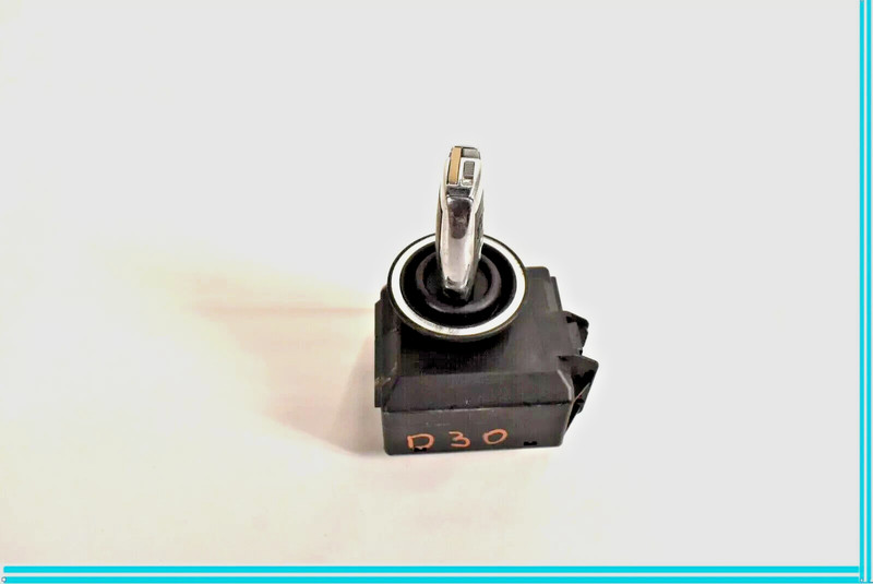 10-16 Mercedes W218 CLS63 AMG E550 Ignition Switch Module w/Key 2129055800 OEM