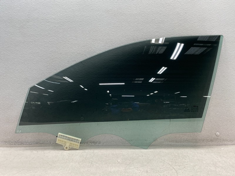 2024 2025 Hyundai Elantra Front Left Driver Door Window Glass Panel 1655 OEM