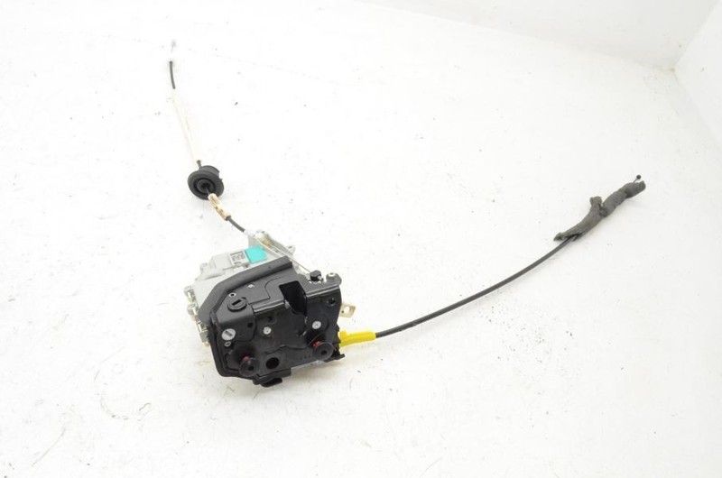 2015-2019 Porsche Macan S 3.0L Driver Left Rear Door Lock Actuator Latch