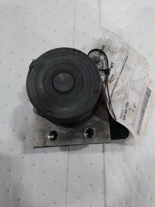 2014 Jeep Cherokee ABS Pump & Motor Assembly OEM 68225334AA 129K Miles