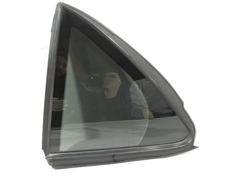 17-20 Genesis G90 2019 Rear Left Driver Door Corner Fixed Window Glass >#3