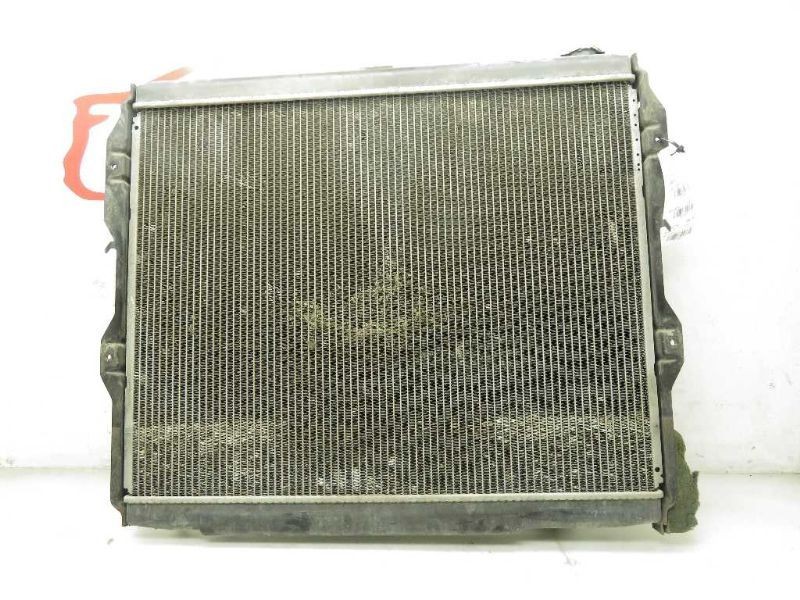 Radiator 6 Cylinder 5VZFE Engine Fits 00-04 TUNDRA 104221