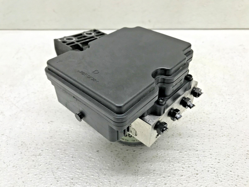2019 20 HYUNDAI SANTA FE ABS ANTI LOCK BRAKE PUMP MODULE UNIT OEM 61589-43200
