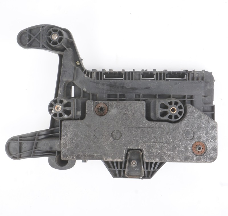 2012-2017 Volkswagen Passat Battery Tray Bracket Holder Mount Support LowerOEM