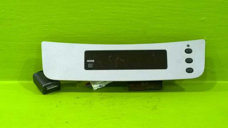 04 05 06 07 ARMADA OVERHEAD CONSOLE DISPLAY SCREEN OEM 578-7
