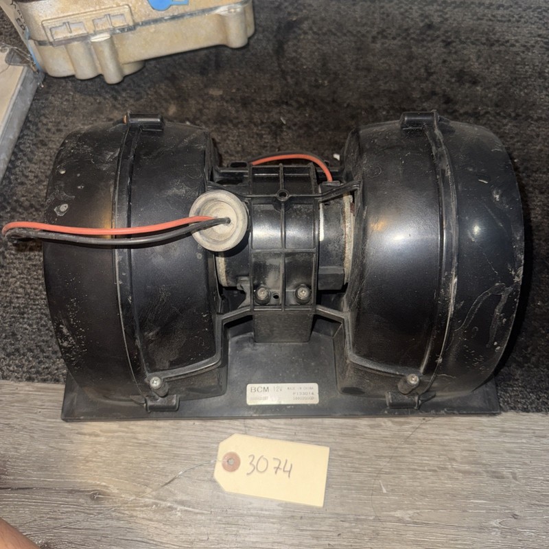 INTERNATIONAL PROSTAR BCM 12V BLOWER MOTOR ASSY 1000431297 P130811
