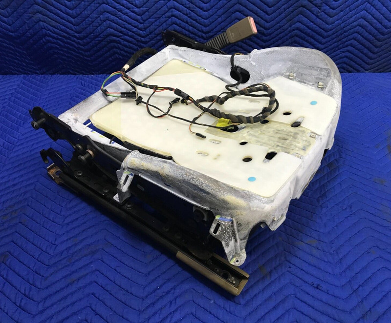 2004 2005 2006 2007 JAGUAR XJ8L XJ8 VANDEN PLAS RIGHT PASSENGER SEAT TRACK OEM