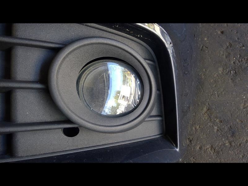 Driver Corner/Park Light Fog-driving Bumper Mounted Fits 08-12 AUDI A5 1410617