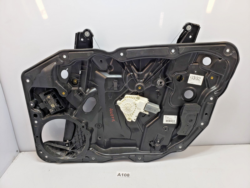 ✅ 11-18 OEM Porsche Cayenne 958 Front Right Side Window Regulator Motor