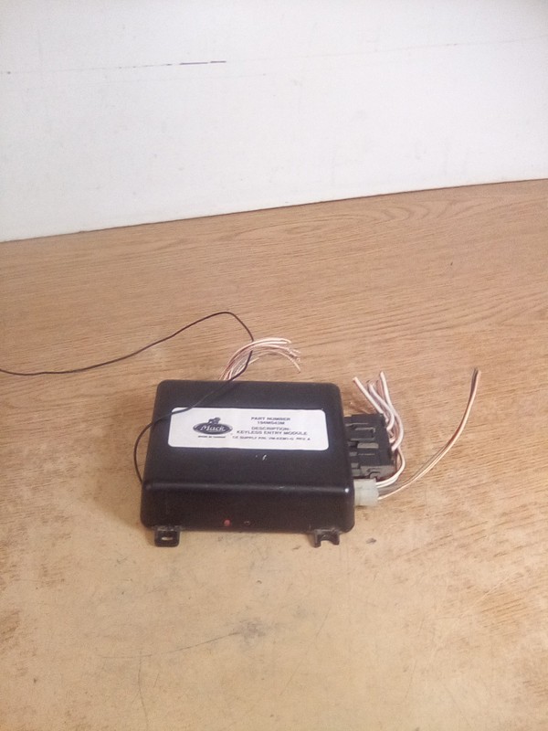Mack 194MS43M Keyless Entry Module "READ DESCRIPTION"