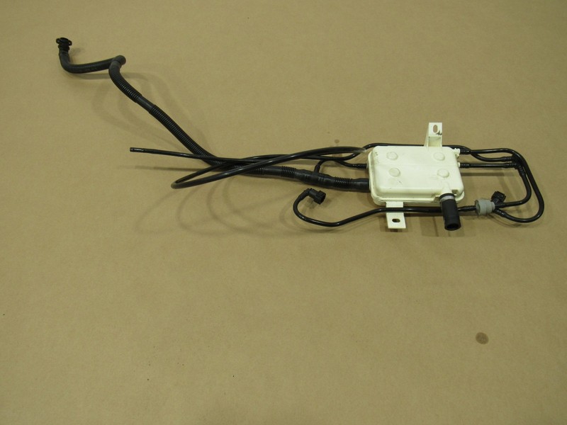 10-12 Land Range Rover HSE L322 2012 Fuel Vapor Separator Filter Hose Line ; :O