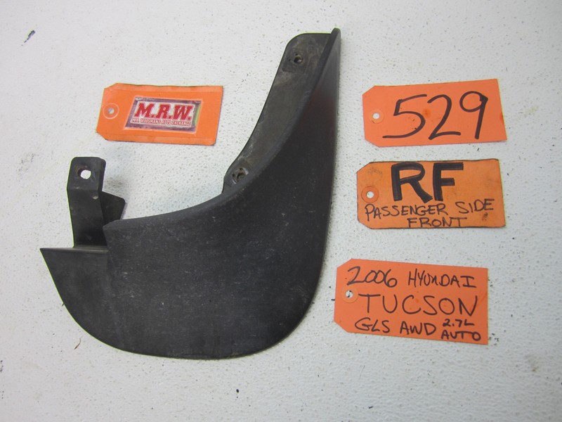 MUD FLAP SPLASH SHIELD INNER FENDER WHEEL RIGHT FRONT for 05-09 HYUNDAI TUCSON