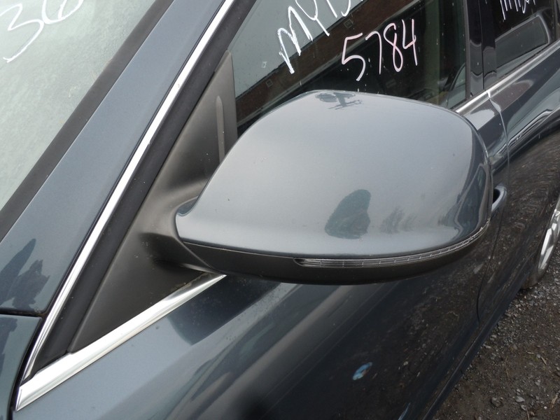 09-14 Audi Q5 Power Door Mirror Driver Left Lighting Package Power Fold Memory