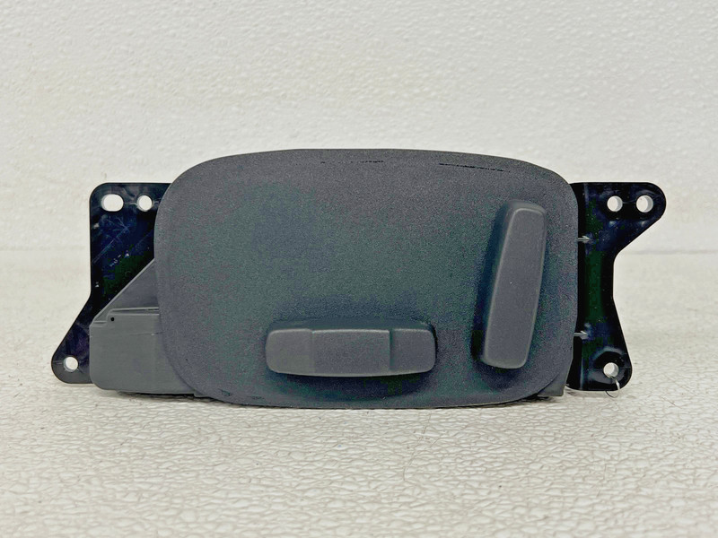 ⭐2016-2021 JAGUAR XE FRONT LEFT DRIVER SEAT ADJUST CONTROL SWITCH OEM LOT2691