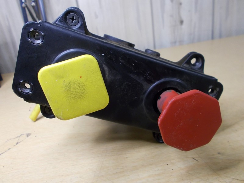 Bendix 5001230 Trailer Not for parking Air Valve Assembly *FREE SHIPPING*