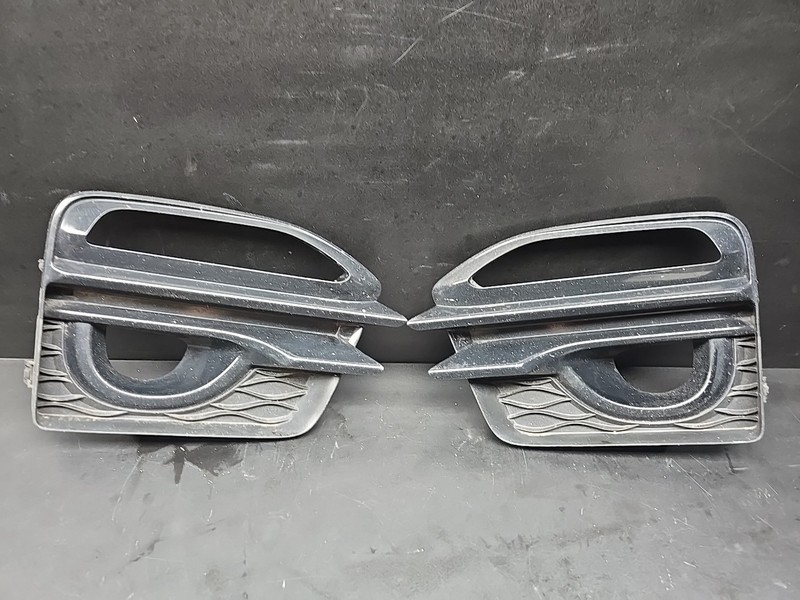14-17 InfinitI Q50 Fog Light Lamp Cover Trim Left & Right OEM USED