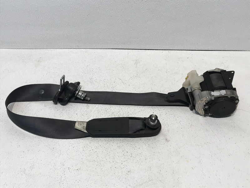 02-06 Acura RSX Type-S OEM FRONT RIGHT RH PASSENGER SIDE Seat Belt Retractor