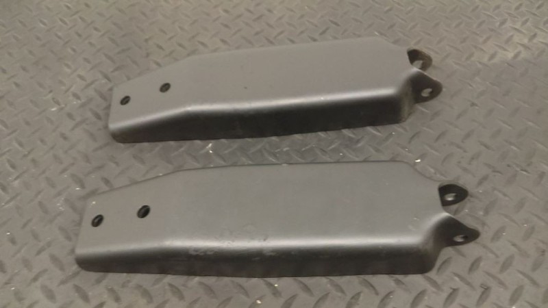 92-97 Ford F450 Front Shock Absorber Upper Mount Brackets Pair OEM F2TZ-18183-A