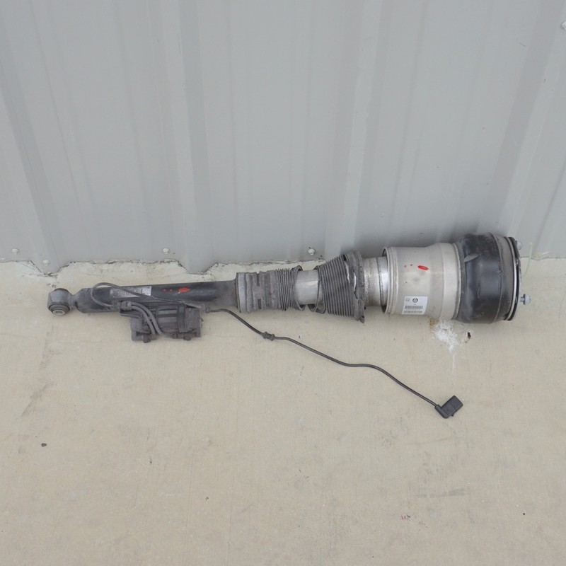 2014 - 2017 MERCEDES-BENZ S550 OEM REAR LEFT AIR SUSPENSION SHOCK STRUT