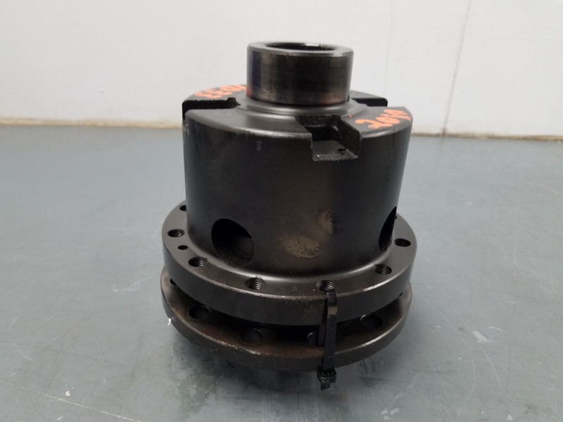 Lamborghini GallardoOEM Rear Differential Carrier #7632 B5