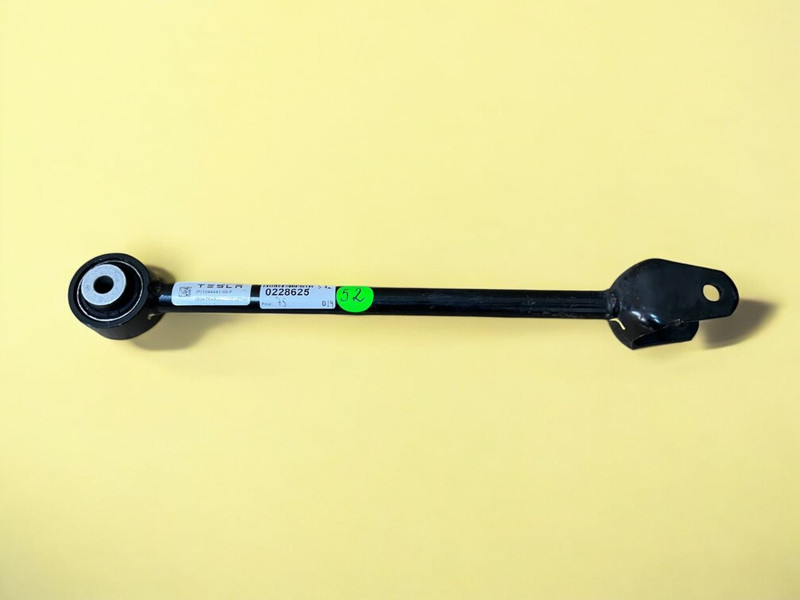 ✅ 17-23 Tesla Model 3 Rear Left / Right Lower Control Arm Fore Link 1044441-00-F