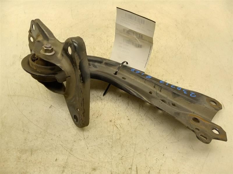 18-20 TOYOTA C-HR 2.0L FWD PASSENGER SIDE REAR LOWER CONTROL TRAILING ARM