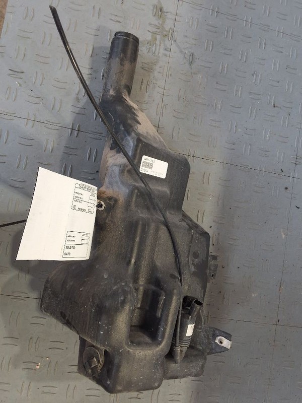 Wash Reservoir Sedan Without Headlamp Washers Fits 10-12 CTS 3481245