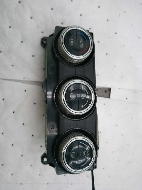 Used A/C Selector Switch fits: 2015 Subaru Xv crosstrek 2.0L automatic temperatu
