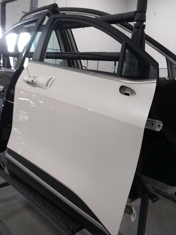 2024 KIA Sportage Right Door White Used OEM, 11000 Miles, 4DR SUV