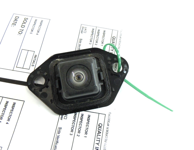 2013-2018 Toyota Avalon Trunk Mounted Rear View Camera OEM
