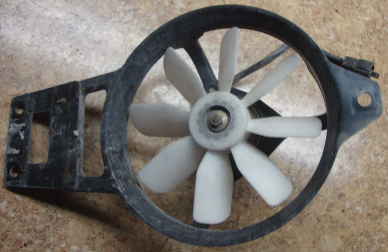 03 Kawasaki Ninja EX500 EX 500 EX500D 500D Radiator Engine Cooling Fan Motor E7