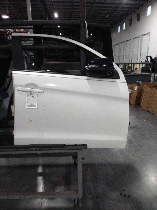 2018 Mitsubishi Outlander Sport Right Door White Light Scuff 149K Miles
