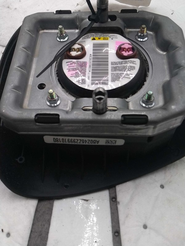 2010 GMC Acadia Steering Wheel Air Bag Red Used 116K Miles OEM 27990